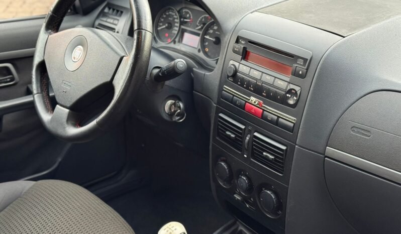 
								FIAT PALIO 1.8 R 5P 2009 CON 180.000KM lleno									
