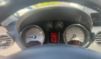 
									PEUGEOT 308 1.6 HDI ALLURE NAV 2014 CON 131.000KM lleno								