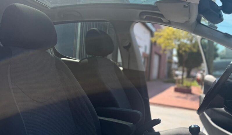 
								PEUGEOT 308 1.6 HDI ALLURE NAV 2014 CON 131.000KM lleno									