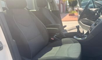 
									PEUGEOT 308 1.6 HDI ALLURE NAV 2014 CON 131.000KM lleno								