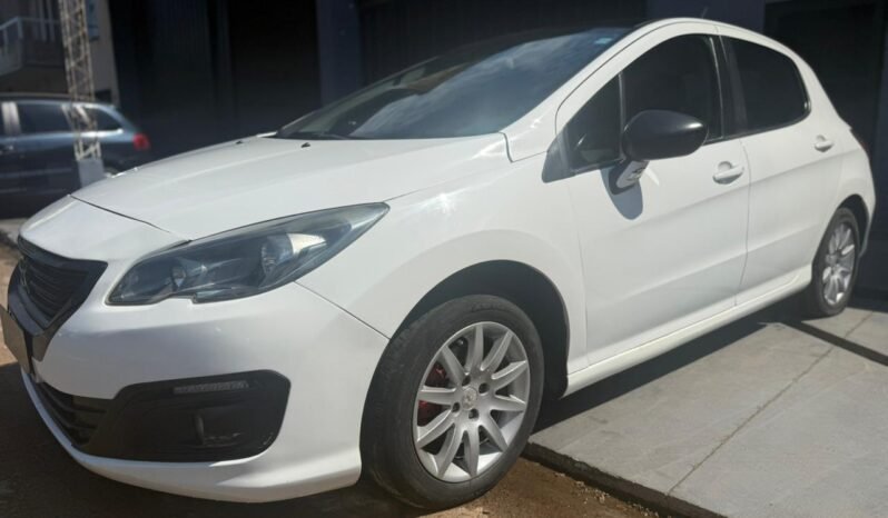 
								PEUGEOT 308 1.6 HDI ALLURE NAV 2014 CON 131.000KM lleno									