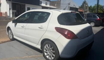
									PEUGEOT 308 1.6 HDI ALLURE NAV 2014 CON 131.000KM lleno								