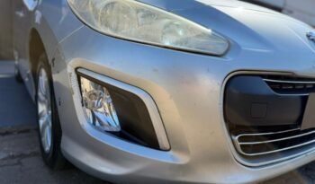 
									PEUGEOT 308 1.6 ALLURE NAV 2013 CON 160.000KM lleno								