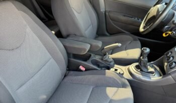 
									PEUGEOT 308 1.6 ALLURE NAV 2013 CON 160.000KM lleno								