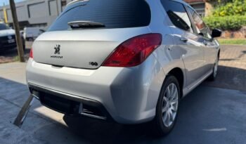 
									PEUGEOT 308 1.6 ALLURE NAV 2013 CON 160.000KM lleno								
