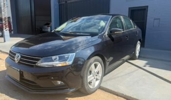 
									VOLKSWAGEN VENTO 2.5 170HO ADVANCE PLUS 2015 CON 169.000KM. lleno								