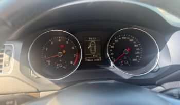 
									VOLKSWAGEN VENTO 2.5 170HO ADVANCE PLUS 2015 CON 169.000KM. lleno								